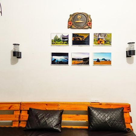 Kokos Hostel Padang City מראה חיצוני תמונה
