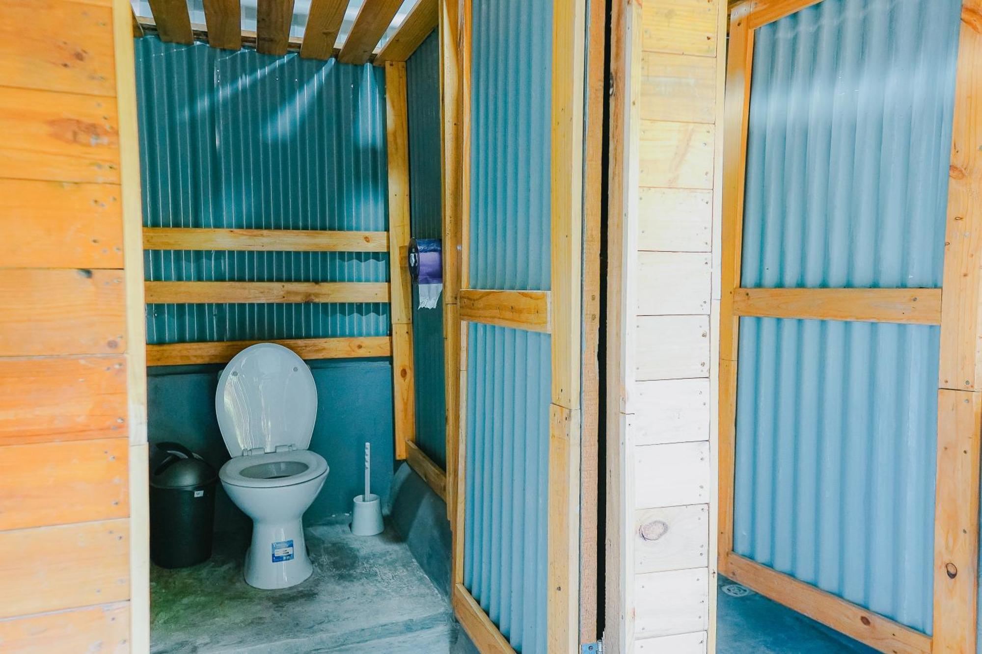 Kokos Hostel Padang City מראה חיצוני תמונה