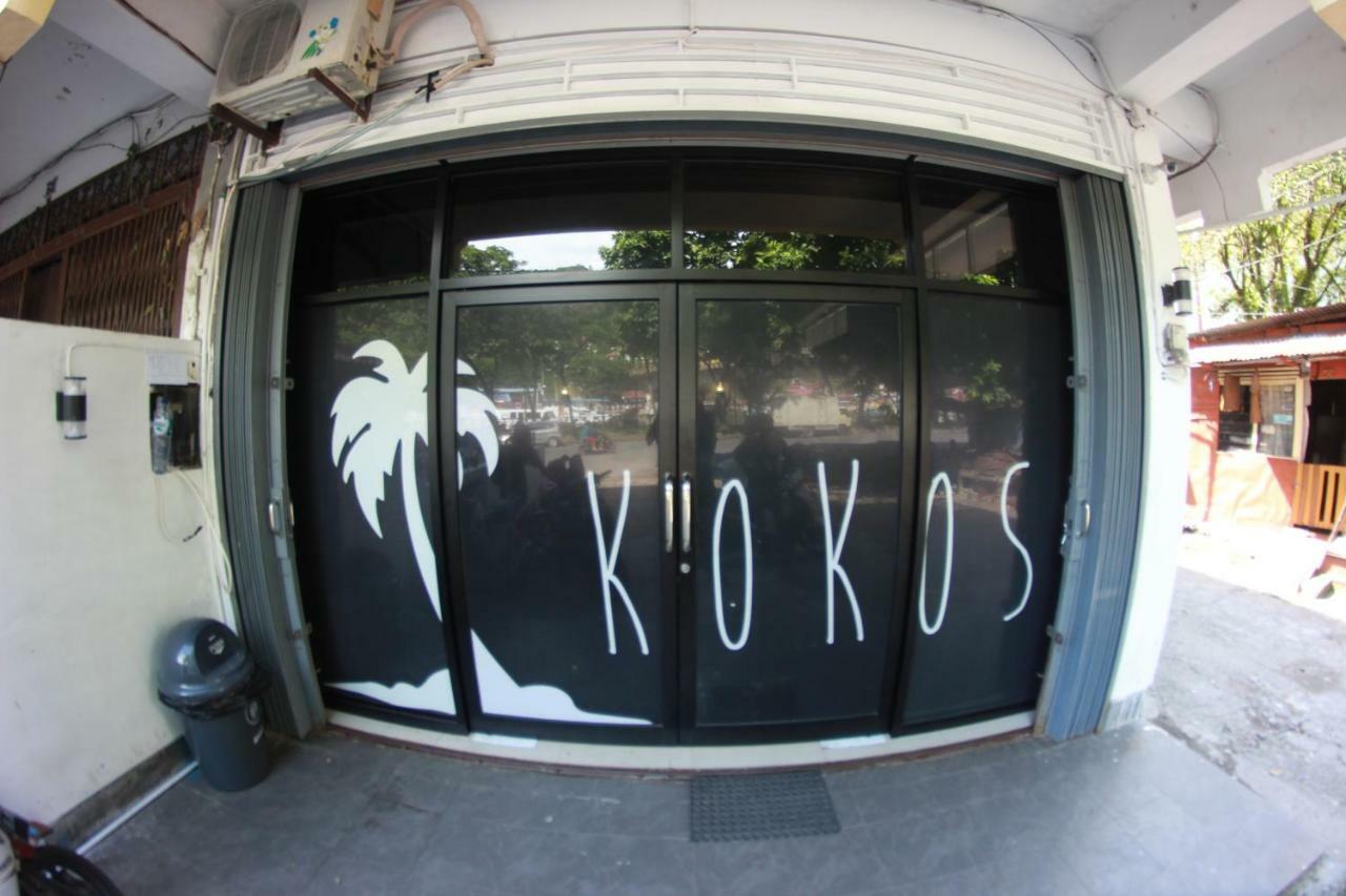 Kokos Hostel Padang City מראה חיצוני תמונה